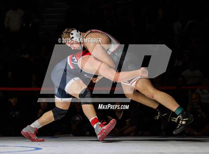 Thumbnail 2 in NIAA 4A Finals photogallery.