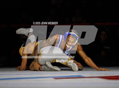 Thumbnail 1 in NIAA 4A Finals photogallery.