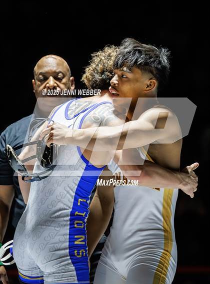 Thumbnail 2 in NIAA 4A Finals photogallery.