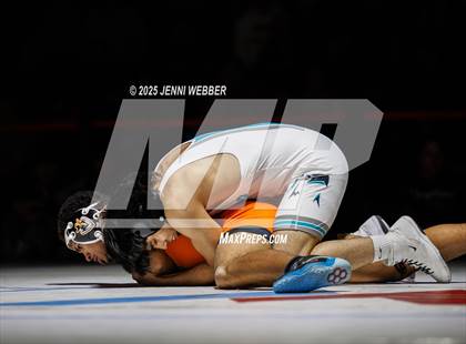 Thumbnail 1 in NIAA 4A Finals photogallery.