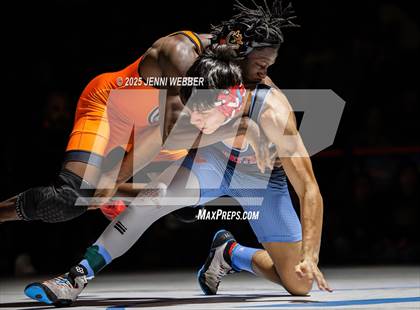 Thumbnail 2 in NIAA 4A Finals photogallery.