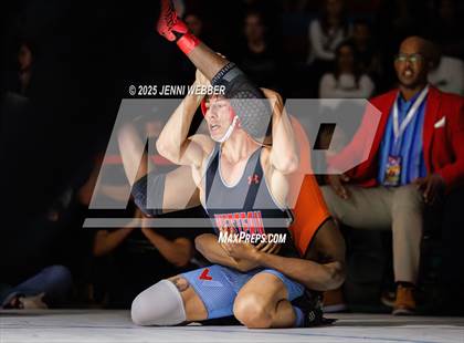 Thumbnail 1 in NIAA 4A Finals photogallery.