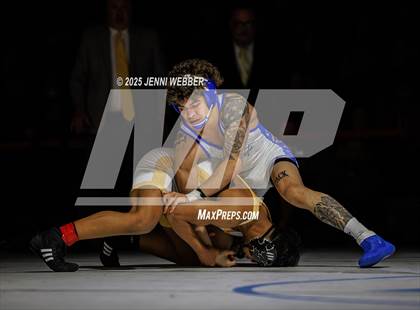 Thumbnail 1 in NIAA 4A Finals photogallery.