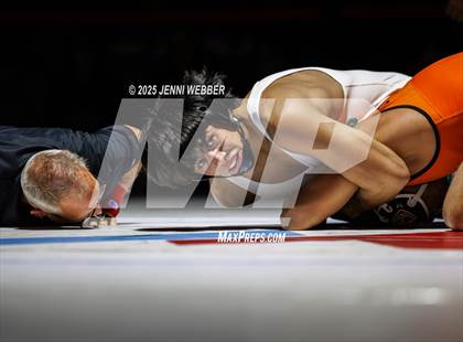 Thumbnail 1 in NIAA 4A Finals photogallery.