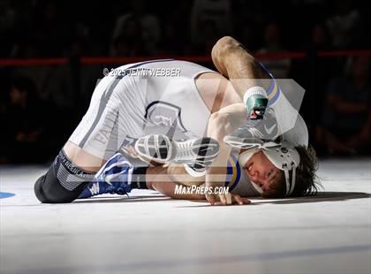 Thumbnail 1 in NIAA 4A Finals photogallery.
