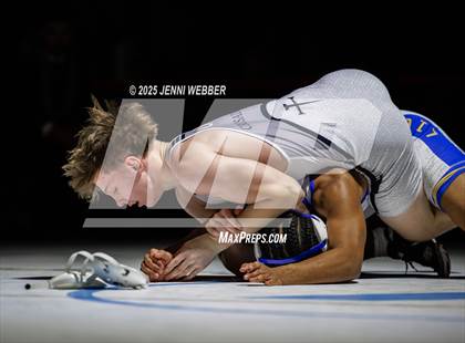 Thumbnail 1 in NIAA 4A Finals photogallery.