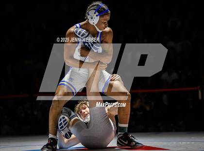 Thumbnail 1 in NIAA 4A Finals photogallery.
