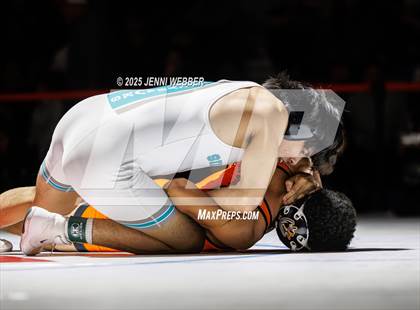 Thumbnail 1 in NIAA 4A Finals photogallery.