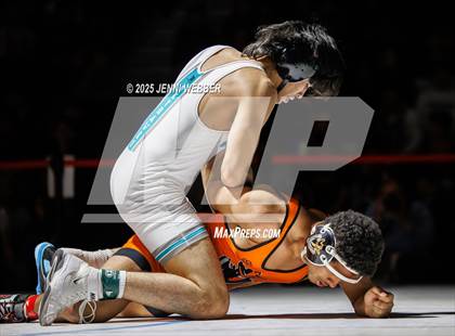 Thumbnail 2 in NIAA 4A Finals photogallery.