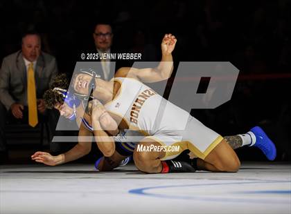 Thumbnail 2 in NIAA 4A Finals photogallery.