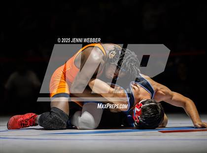 Thumbnail 2 in NIAA 4A Finals photogallery.