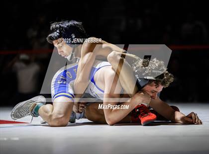 Thumbnail 2 in NIAA 4A Finals photogallery.