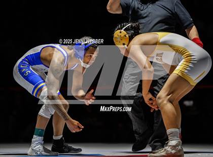 Thumbnail 1 in NIAA 4A Finals photogallery.