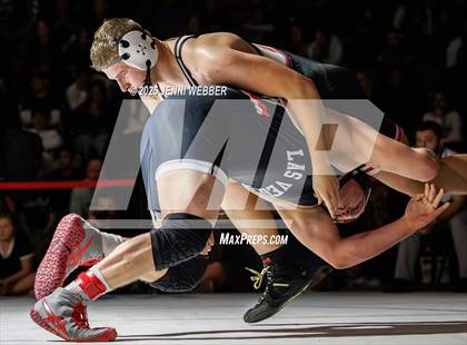 Thumbnail 1 in NIAA 4A Finals photogallery.