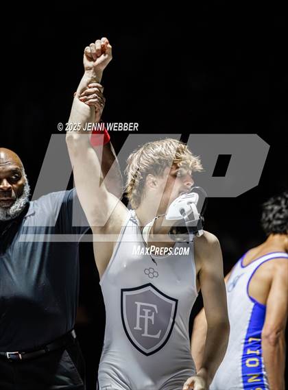 Thumbnail 3 in NIAA 4A Finals photogallery.