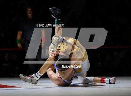 Thumbnail 1 in NIAA 4A Finals photogallery.