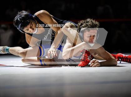 Thumbnail 1 in NIAA 4A Finals photogallery.