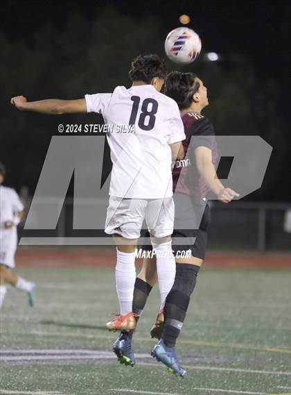 Thumbnail 1 in Point Loma vs. Steele Canyon (CIF SDS Division 1 Final) photogallery.