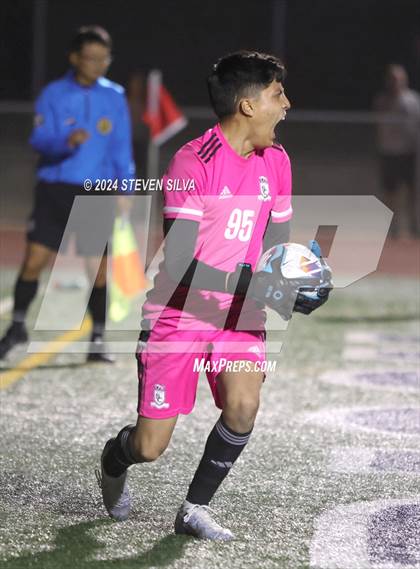 Thumbnail 1 in Point Loma vs. Steele Canyon (CIF SDS Division 1 Final) photogallery.