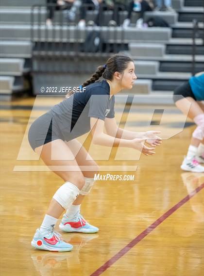Thumbnail 3 in Indian River @ Hickory photogallery.