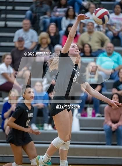 Thumbnail 1 in Indian River @ Hickory photogallery.
