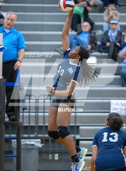 Thumbnail 2 in Indian River @ Hickory photogallery.