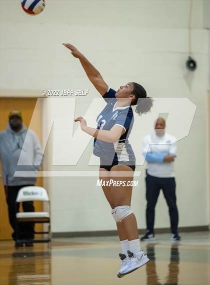 Thumbnail 1 in Indian River @ Hickory photogallery.