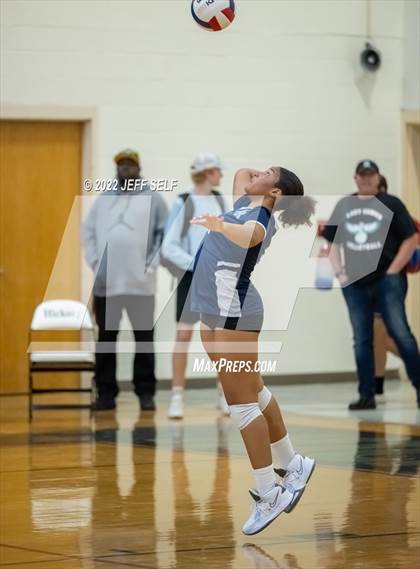 Thumbnail 3 in Indian River @ Hickory photogallery.