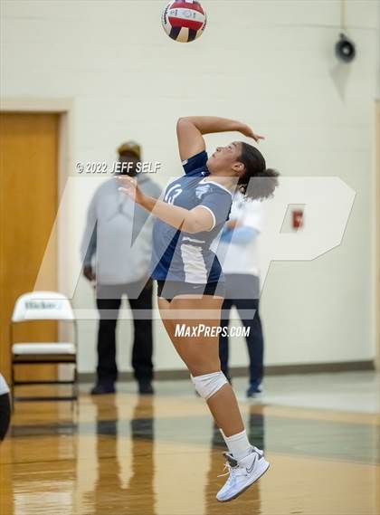Thumbnail 1 in Indian River @ Hickory photogallery.