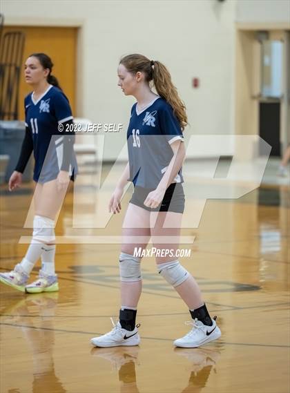 Thumbnail 1 in Indian River @ Hickory photogallery.