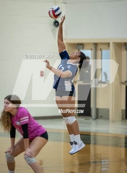 Thumbnail 3 in Indian River @ Hickory photogallery.