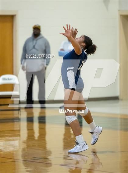 Thumbnail 3 in Indian River @ Hickory photogallery.