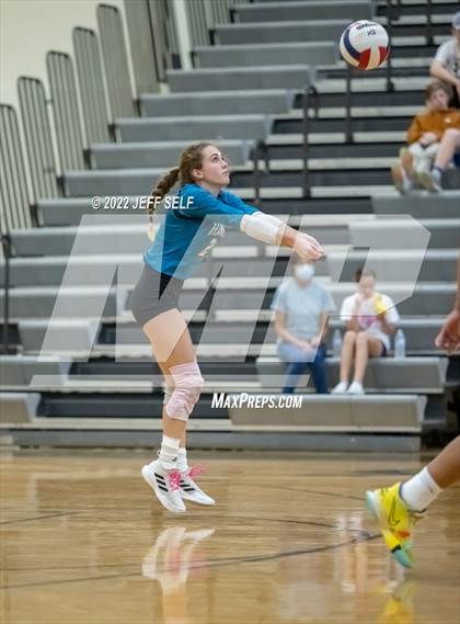 Thumbnail 3 in Indian River @ Hickory photogallery.