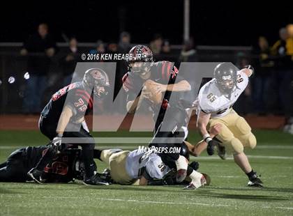 Thumbnail 2 in Ligonier Valley vs. Southern Columbia Area (PIAA Class 2A Semifinal) photogallery.