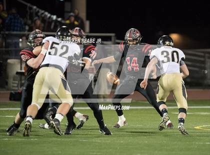Thumbnail 3 in Ligonier Valley vs. Southern Columbia Area (PIAA Class 2A Semifinal) photogallery.