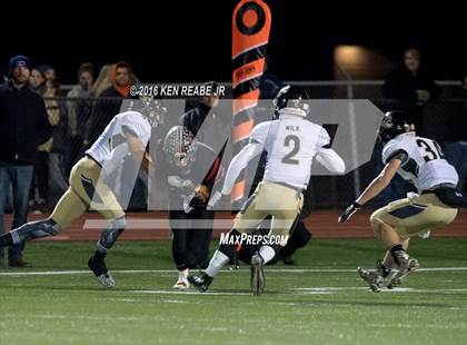 Thumbnail 2 in Ligonier Valley vs. Southern Columbia Area (PIAA Class 2A Semifinal) photogallery.