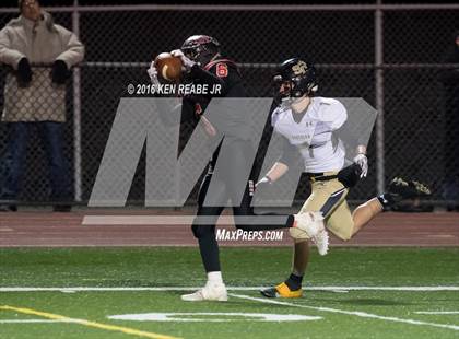 Thumbnail 2 in Ligonier Valley vs. Southern Columbia Area (PIAA Class 2A Semifinal) photogallery.