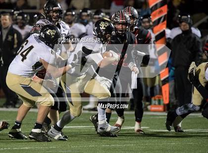 Thumbnail 2 in Ligonier Valley vs. Southern Columbia Area (PIAA Class 2A Semifinal) photogallery.