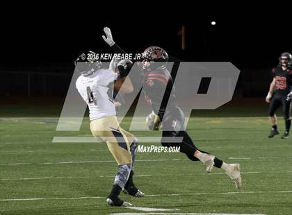 Thumbnail 2 in Ligonier Valley vs. Southern Columbia Area (PIAA Class 2A Semifinal) photogallery.