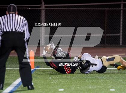 Thumbnail 1 in Ligonier Valley vs. Southern Columbia Area (PIAA Class 2A Semifinal) photogallery.