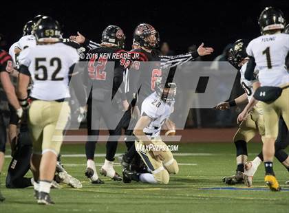 Thumbnail 3 in Ligonier Valley vs. Southern Columbia Area (PIAA Class 2A Semifinal) photogallery.