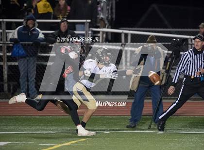 Thumbnail 1 in Ligonier Valley vs. Southern Columbia Area (PIAA Class 2A Semifinal) photogallery.