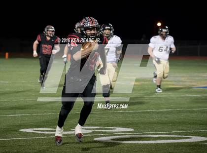 Thumbnail 3 in Ligonier Valley vs. Southern Columbia Area (PIAA Class 2A Semifinal) photogallery.