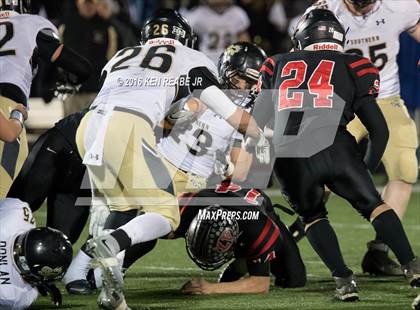 Thumbnail 1 in Ligonier Valley vs. Southern Columbia Area (PIAA Class 2A Semifinal) photogallery.