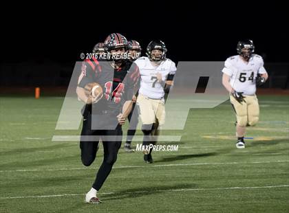 Thumbnail 2 in Ligonier Valley vs. Southern Columbia Area (PIAA Class 2A Semifinal) photogallery.