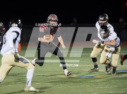 Thumbnail 3 in Ligonier Valley vs. Southern Columbia Area (PIAA Class 2A Semifinal) photogallery.