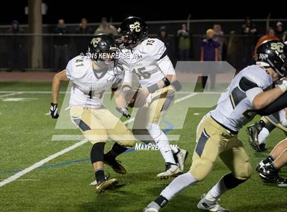 Thumbnail 3 in Ligonier Valley vs. Southern Columbia Area (PIAA Class 2A Semifinal) photogallery.