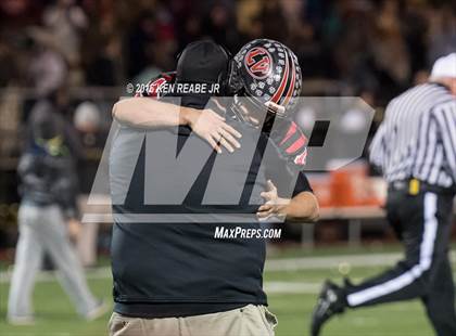 Thumbnail 2 in Ligonier Valley vs. Southern Columbia Area (PIAA Class 2A Semifinal) photogallery.