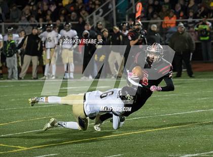 Thumbnail 2 in Ligonier Valley vs. Southern Columbia Area (PIAA Class 2A Semifinal) photogallery.