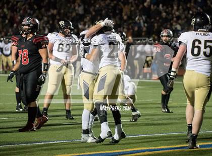Thumbnail 3 in Ligonier Valley vs. Southern Columbia Area (PIAA Class 2A Semifinal) photogallery.